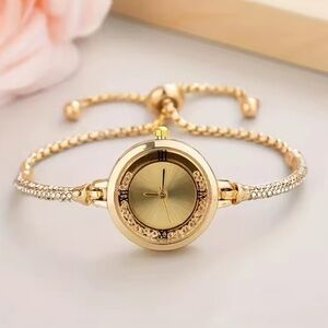 18 k Gold color round rhinestone still cunique adjustable Women's Bracelet Watch